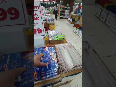 Comprando material de escritório na Livraria Nacional!