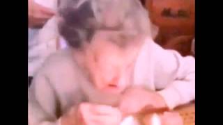 Download lagu Selamat Ulang Tahun Nenek Omah mp3 Download lagu Selamat Ulang Tahun Nenek Omah mp3