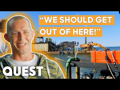 Kris Tries To STEAL Gold From Rival Crew | Gold Divers