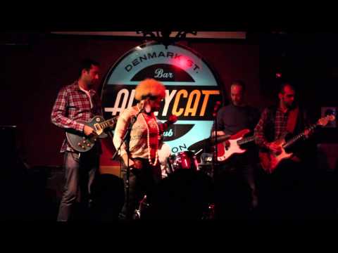 Candice Chevon live at The Alley Cat Part 1