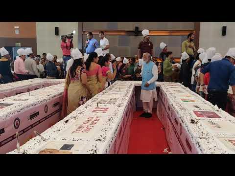 World's longest cake surat.    Guiness book of world record holder