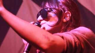Ella Riot (frontwoman, Michelle Chamuel) - Better off Alone, ©Nicole Wamsley (Watch in HD)
