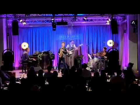 Flo & Fauna feat. Jakob Manz - Miss Milk