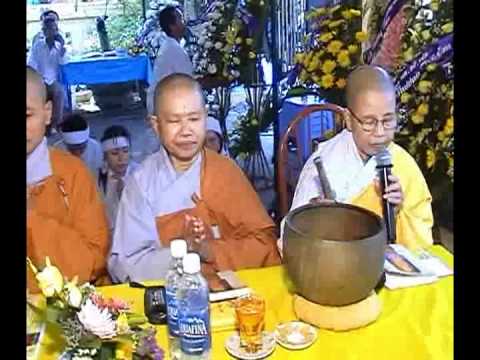 Buddhist Nuns Chanting, Mom's Funeral - Tung Dan Dia Tang