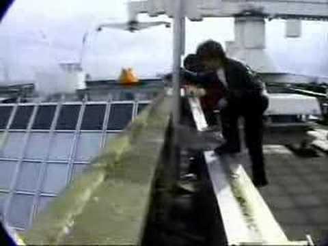 Who am I ? - rooftop fight