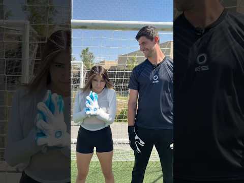 ¿Qué más le lanzo? 👀#futbol #courtois #realmadrid #portero #arquero #reto