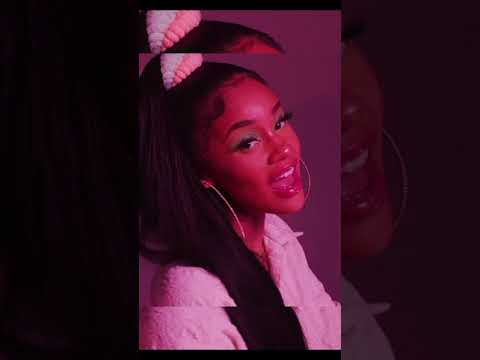 Video B.A.N. (Vertical Video) de Saweetie