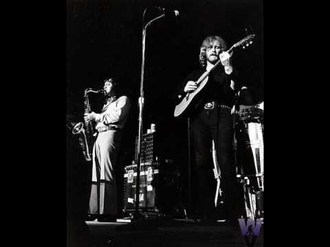 Mark-Almond, 'New York State of Mind' (Live)