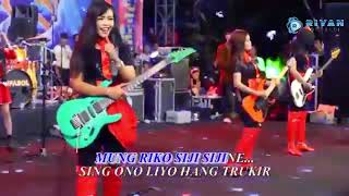Download lagu MUNG RIKO VIVI ARTIKA NEW KENDEDES  mp3