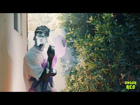 Duffle Bag Buru - "André Freestyle" [Official Video]