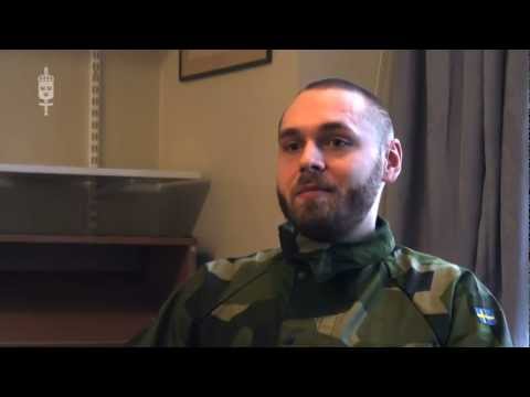 De första dagarna på den Grundläggande militära utbildningen, GMU