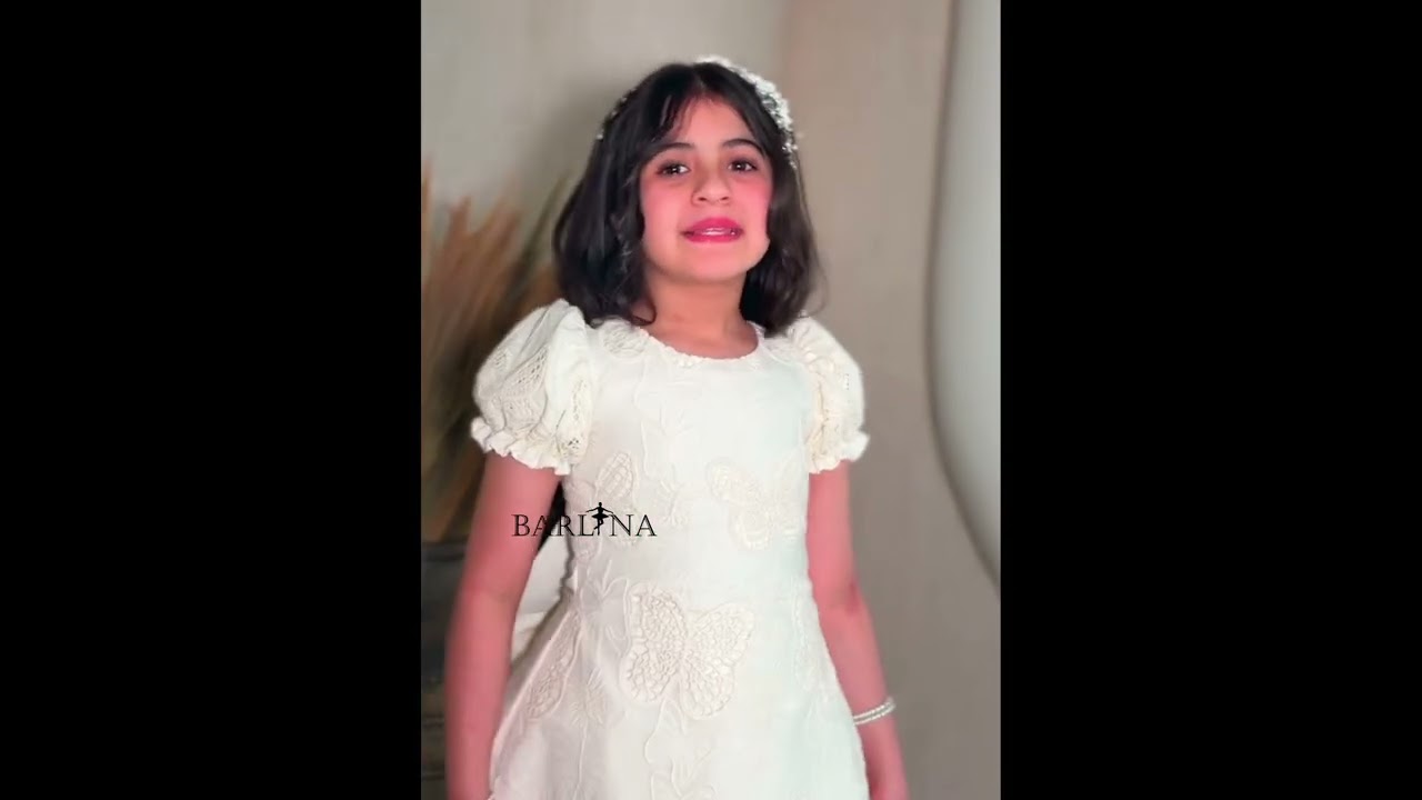 فستان بيج بناتي بقماش بنقوش فراشات - سنتين