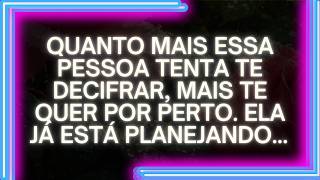 MENSAGEM dos Anjos: VOCÊ DESPERTOU ALGO NESSA PESSOA QUE ELA NÃO CONSEGUE EXPLICAR. E OS PLANOS DELA