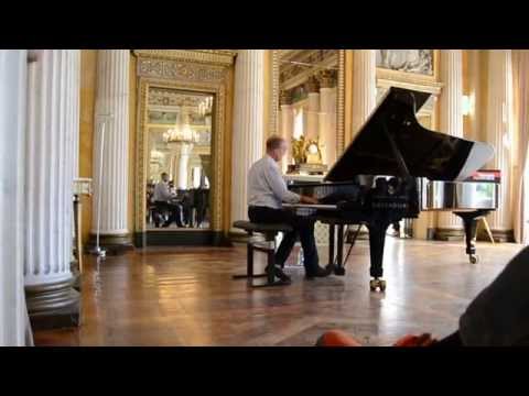 download lagu mp3 mp4 Beppe Grifeo, download lagu Beppe Grifeo gratis, unduh video klip Beppe Grifeo
