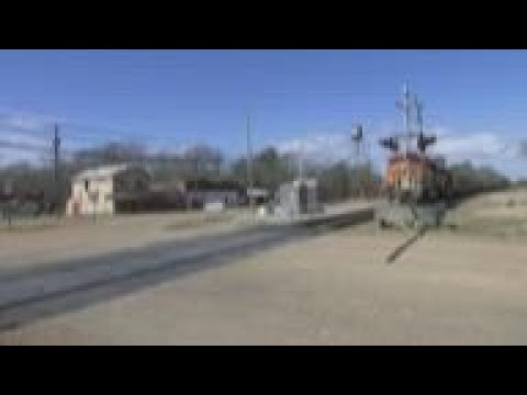 Small-town bluesman keeps aging music alive