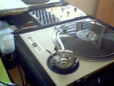 Y?N-Vee "chocolate" (G-Mo's Remix) 1994