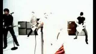 Paramore - Misery Business (with Avril Lavigne)