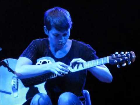 1/15 Kaki King - Bone Chaos In The Castle @ Livorno Rock Village, Livorno, Italy (07/07/2012)