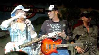 LoCash Cowboys Santacaligon day