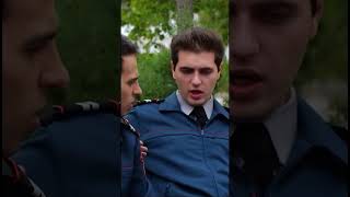 — Չէ, բայց մի վայրկյան, դու լուրջ ուզում ես ասես, որ 1 ժամ մնացե՞լ ես Սոնայենց բակում🤔