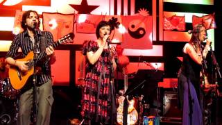 Aterciopelados e Fernanda Takai - Porque Te Vas