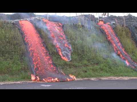Lava flows in Pahoa   Eruption Update,by Entertainment 2016