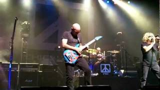 Chickenfoot - Three And A Half Letters @ Paris Olympia