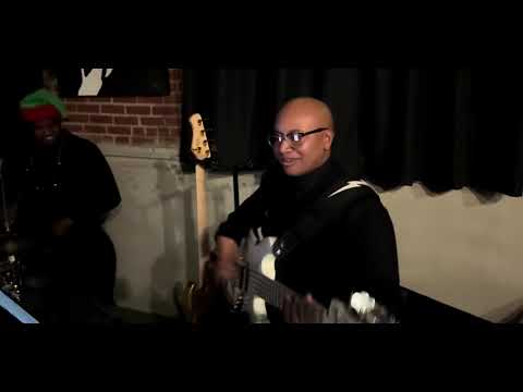 Promotional video thumbnail 2 for Lee Tones Music