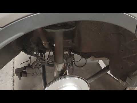 Range Rover Evoque - Replacing Rear pads & discs