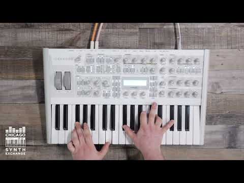 Access Virus TI2 Polar // Just Sounds!