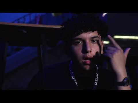 Iván Orozco - Un Vaso [Official Video]