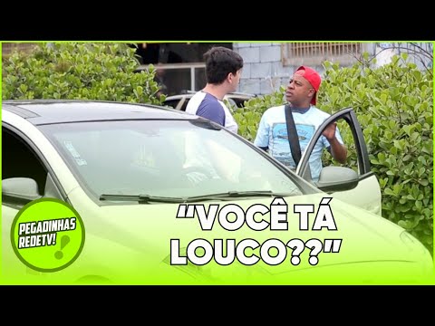TONINHO TORNADO EM…: DISTRIBUIÇÃO CAÓTICA DE PANFLETOS NO SEMÁFORO!
