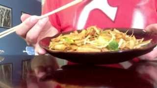 preview picture of video 'The Bad F Man Eats Veggie Chow Fun @ Tso's Asian Cuisine'