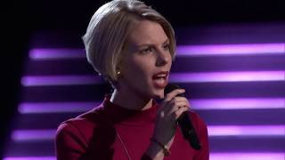 ШОУ ГОЛОС 2017 США - Слепые Прослушивания -   Emily Luther - Summertime