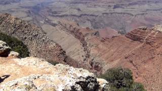 preview picture of video 'Driving the Grand Canyon South Rim, Monument Valley bound'