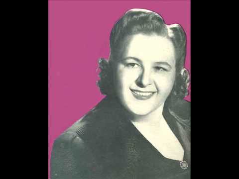Kate Smith: Seems Like Old Times  (with lyrics)
