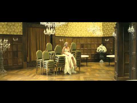 Melancholia (Red Band Trailer)