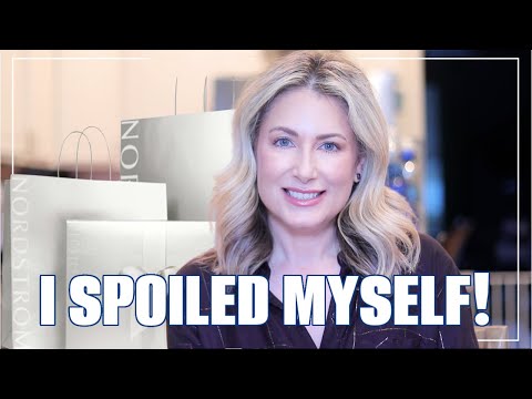 12 Best Beauty Gifts for YOURSELF | Luxe Beauty Gifts from Nordstrom