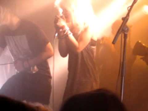 Eskemo - Oublie moi ( feat Kinnie Lane ) @ Nouveau Casino