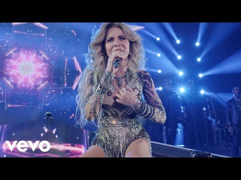 Videoclip de El Favor De La Soledad (En Vivo Desde Arena Ciudad De México) — Gloria Trevi