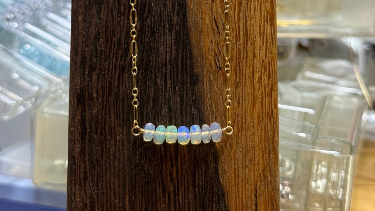 Watch: Opal Bar Necklaces: Chain, Connections & Length