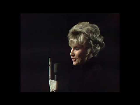 You Turned The Tables On Me - Benny Goodman 1972 (feat. Lynn Roberts)