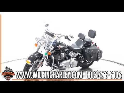 2016 Harley-Davidson FLSTC Heritage Classic in Vivid Black