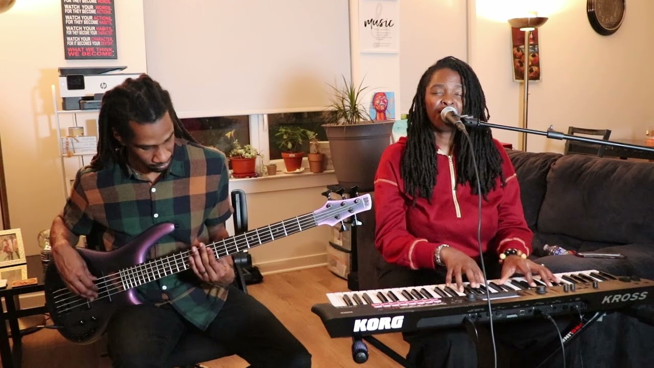 Promotional video thumbnail 3 for Naomi & Chayton