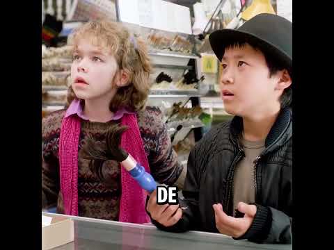 Cabello mágico convierte dibujos en realidad#shorts #cine