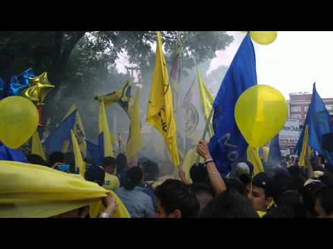 "KARAVANA DE LA MONUMENTAL FINAL CLAUSURA 2013" Barra: La Monumental &bull; Club: América