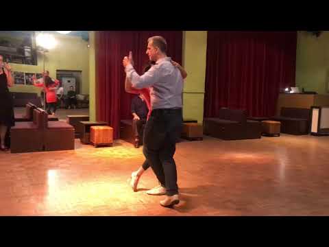 Tango Vals Drehung mit Silvana Anfossi & Rafael Busch
