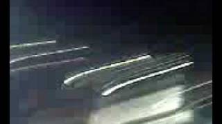 Sud Sound System- dammene ancora