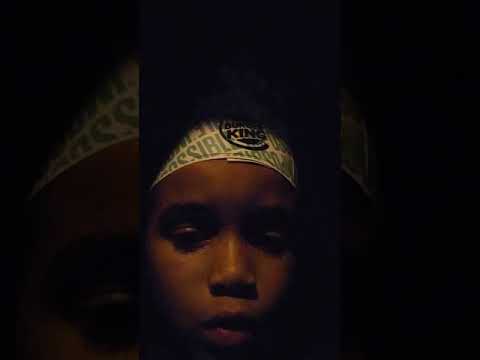 Lil Zi doing his thang out here thugin💯💪😎