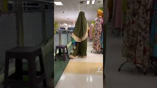 Download lagu TIKTOK JILBAB CANTIK ULVA RIANI RATU TIK TOK 2021(2) mp3